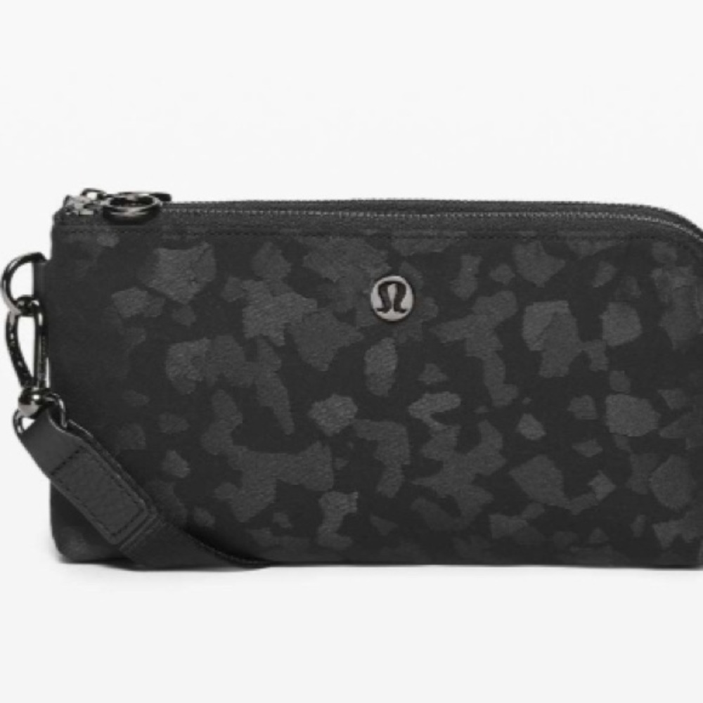 Lululemon Black Wristlet Now and Forever Camo Black